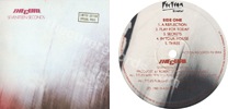 Seventeen seconds (issued 1980). "Limited edition special price" gold stamp on front sleeve. - Thanks to yugung.