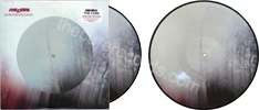 Seventeen seconds (issued 2020). Picture disc. Record Store Day. Contains a download voucher. White squared sticker in front. - Thanks to zakiaaa.